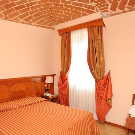 אקווי טרמה Hotel Acqui & Centro Benessere מראה חיצוני תמונה