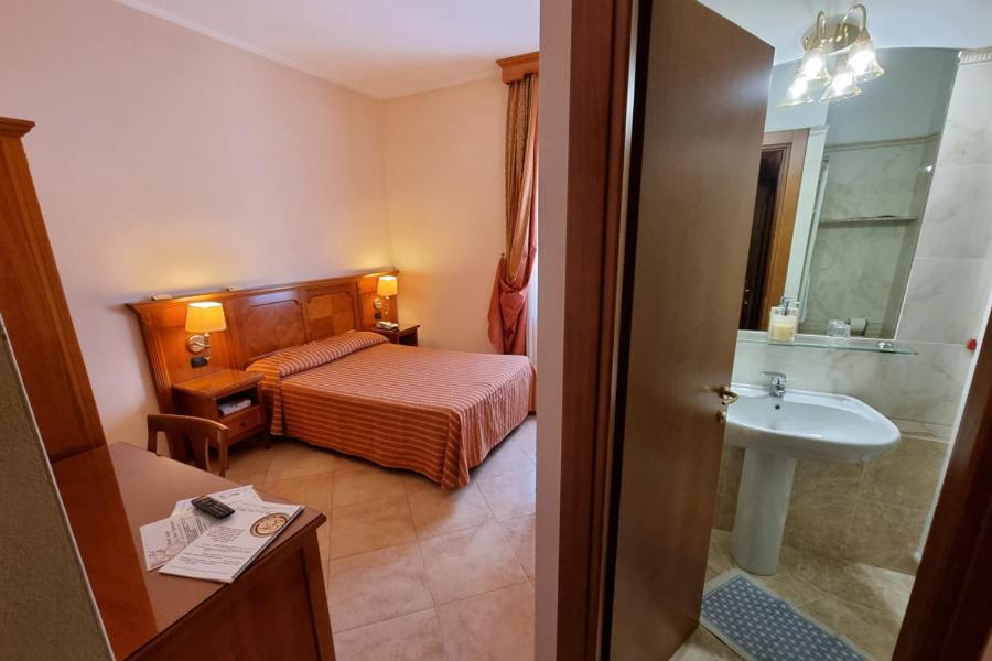 אקווי טרמה Hotel Acqui & Centro Benessere מראה חיצוני תמונה