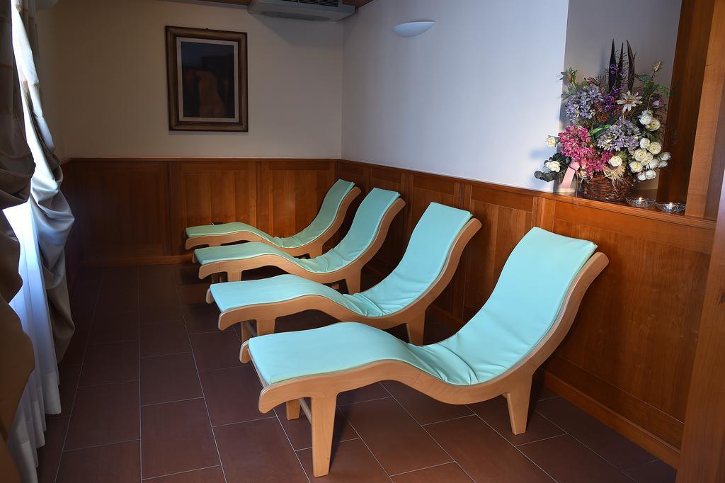 אקווי טרמה Hotel Acqui & Centro Benessere מראה חיצוני תמונה
