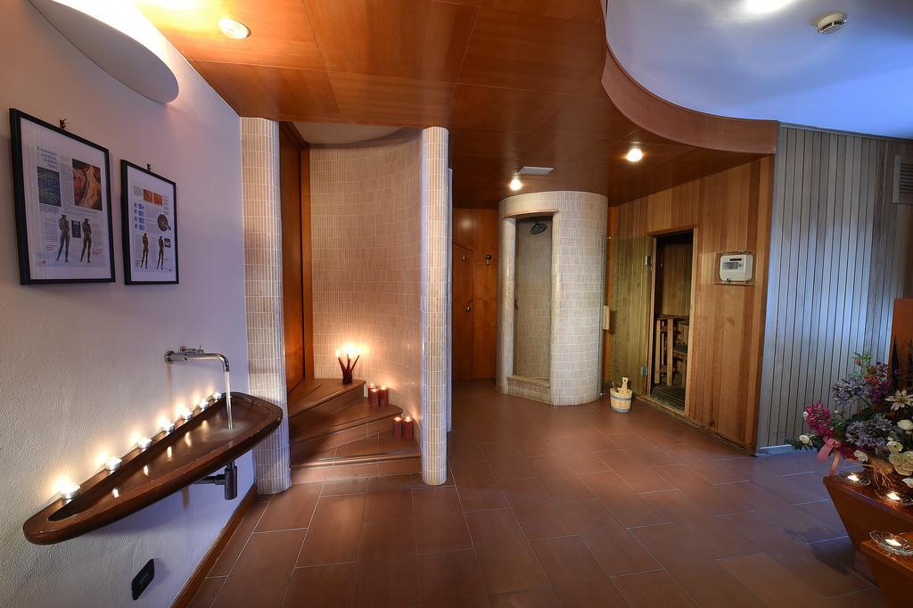אקווי טרמה Hotel Acqui & Centro Benessere מראה חיצוני תמונה