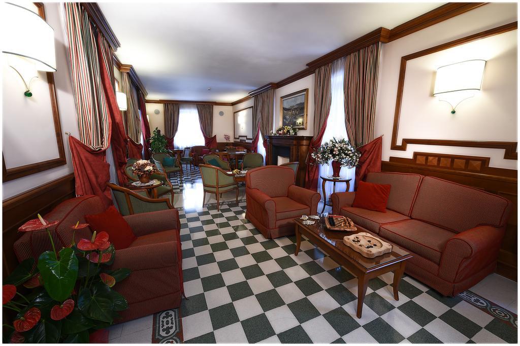 אקווי טרמה Hotel Acqui & Centro Benessere מראה חיצוני תמונה