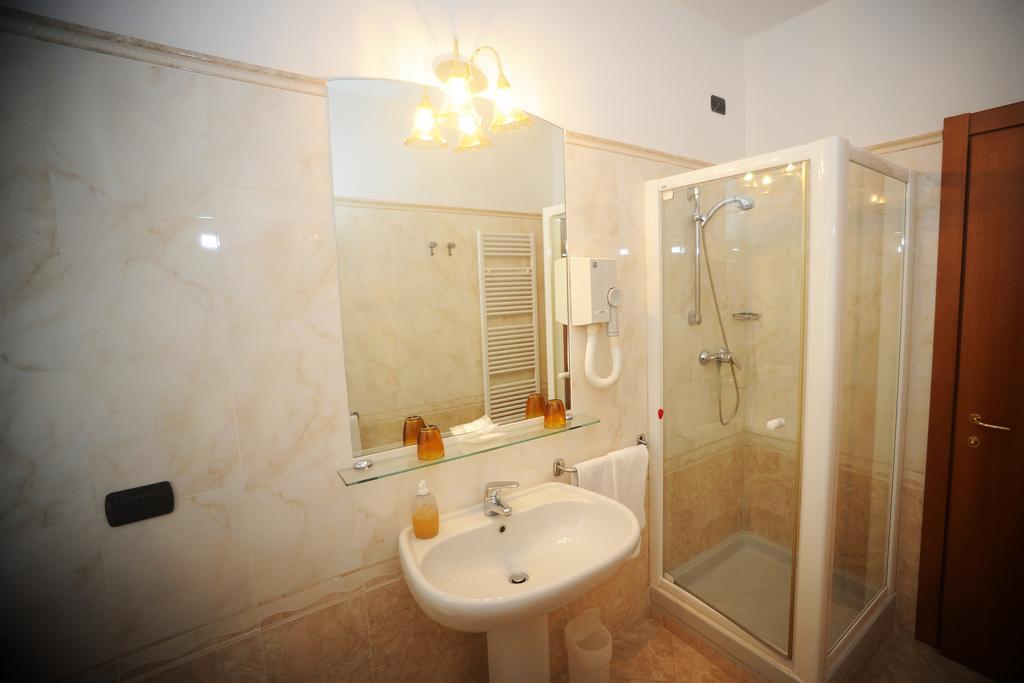 אקווי טרמה Hotel Acqui & Centro Benessere מראה חיצוני תמונה