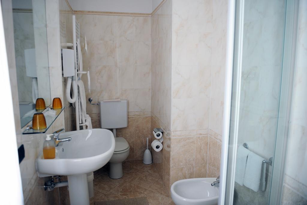 אקווי טרמה Hotel Acqui & Centro Benessere מראה חיצוני תמונה